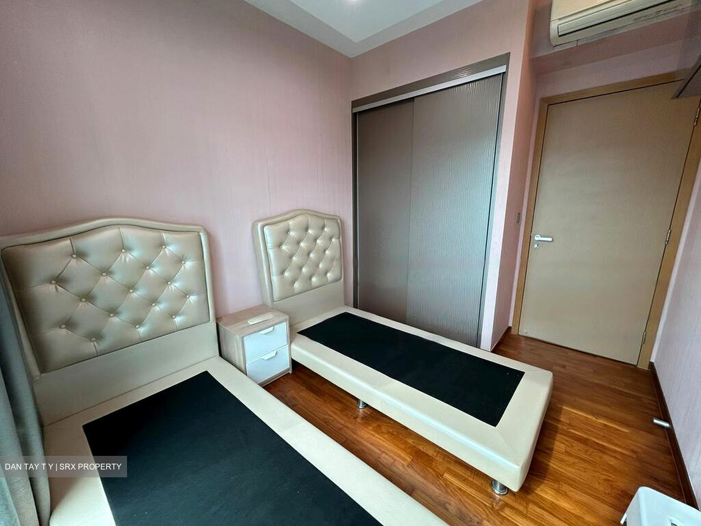 Eight Courtyards (D27), Condominium #461117171